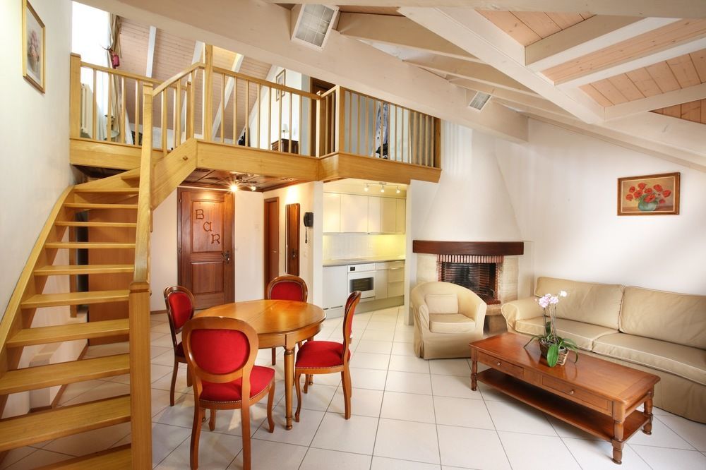 Hotel De La Couronne Morges Exterior photo